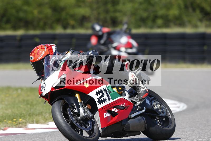 /Archiv-2025/48 25.08.2025 Cornu Master School ADR/blau-bleu/89